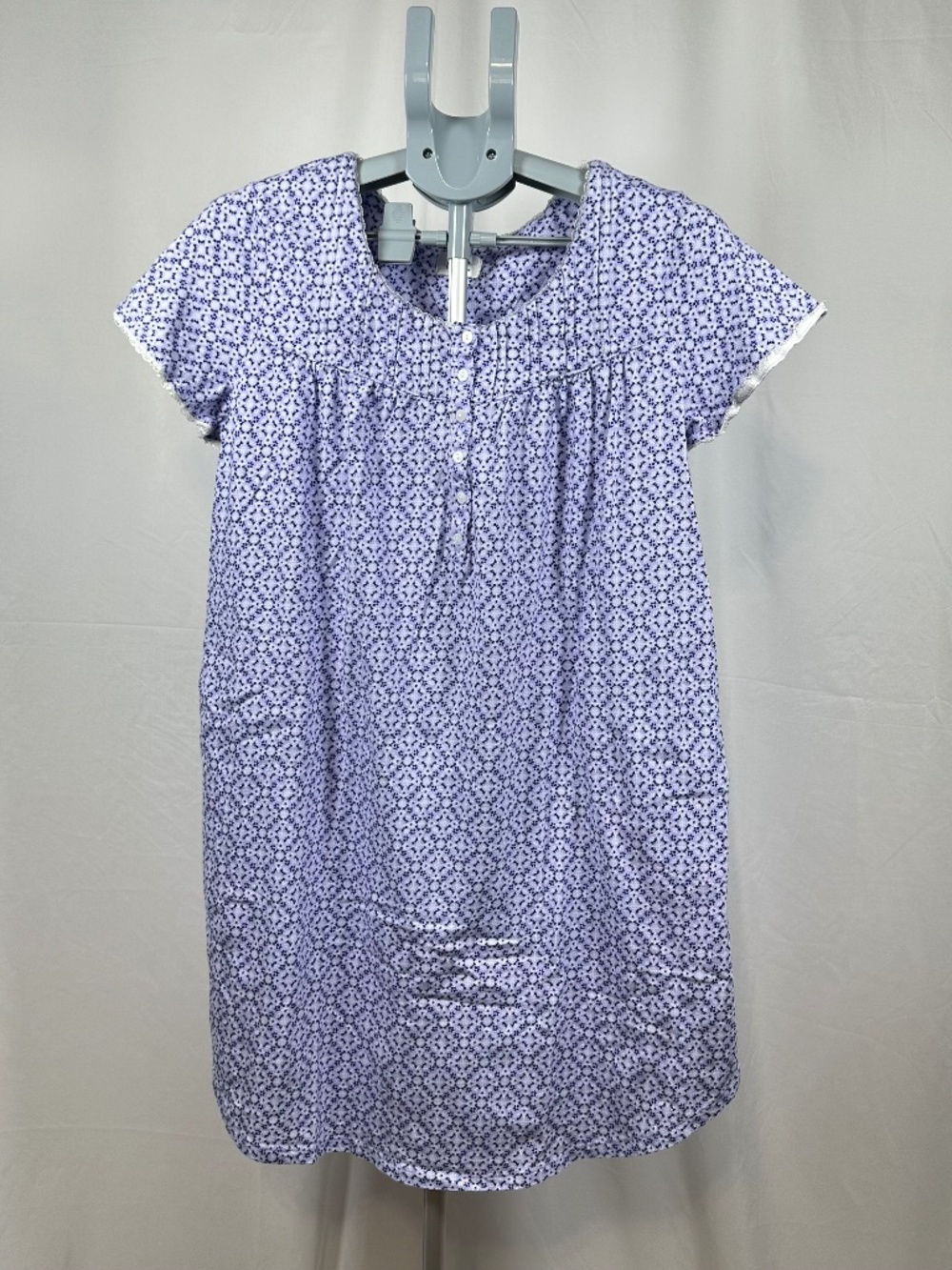 Aria Collection Nightgown with Pockets, Button Closure, Size Medium